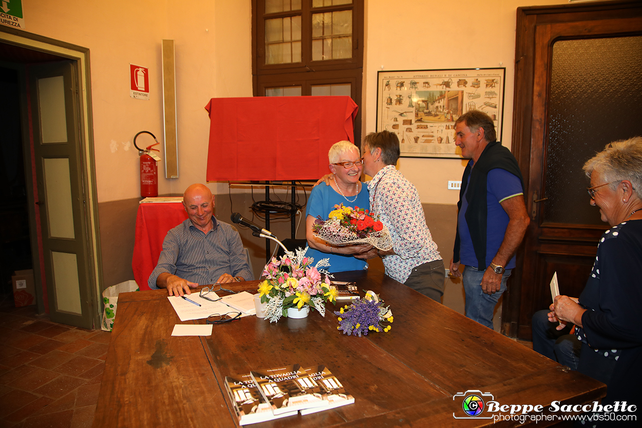 VBS_3429 - Presentazione libro 'La tovaglia a quadri' di Celestina Franco.jpg